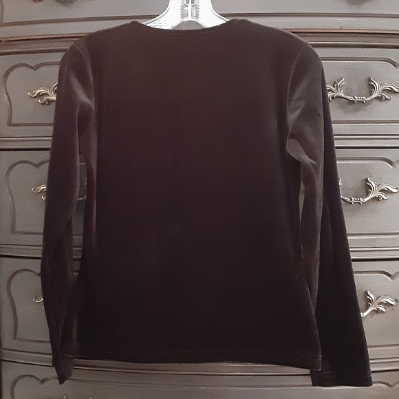 Velvet long sleeve v-neck - Picture 2 of 5